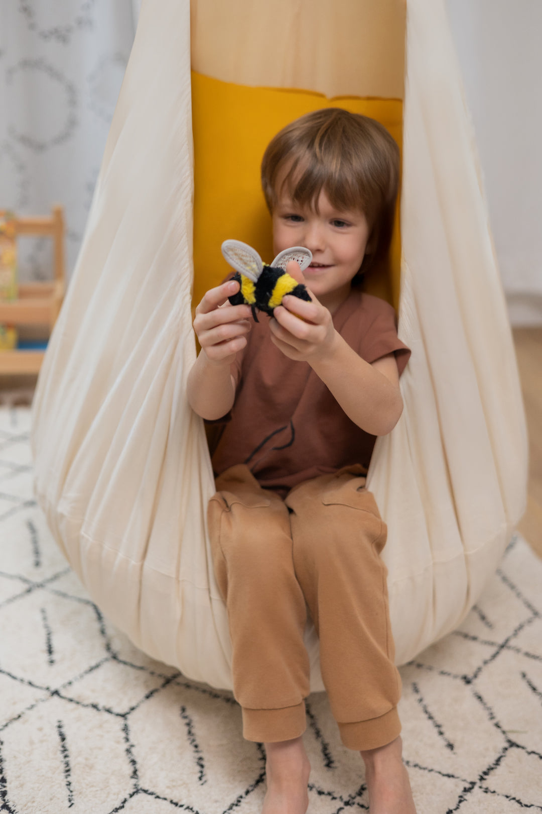 Sunny Sparkle Hanging Cocoon | Honey Nook Collection