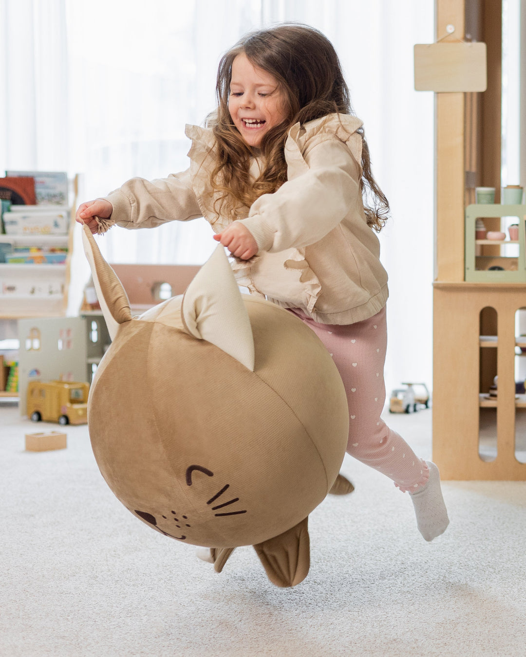 Saltador Lince | Secretos del Bosque