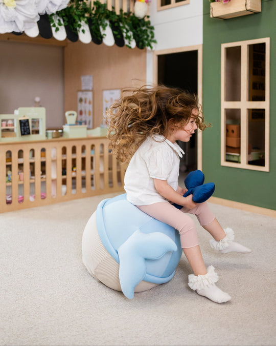 Saltador Ballena Olly | Ocean Dreams